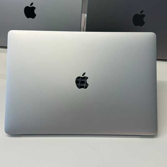 MacBook Pro 15'' 2018, i7 16 / 512GB + 4GB (A1990), АКБ 100