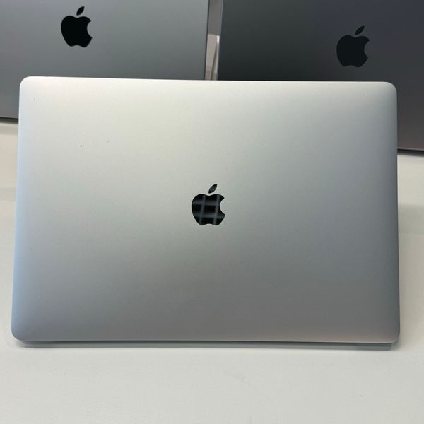 MacBook Pro 15&rsquo;&rsquo; 2018, i7 16 / 512GB + 4GB (A1990), АКБ 100% 2000000110301 фото