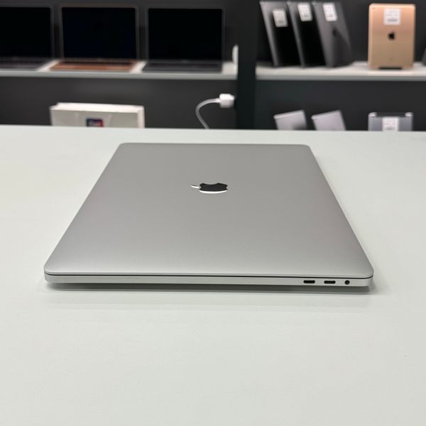 MacBook Pro 16&rsquo;&rsquo; 2019, i7 16 / 512GB + 4GB (A2141), АКБ 83% 2000000098692 фото