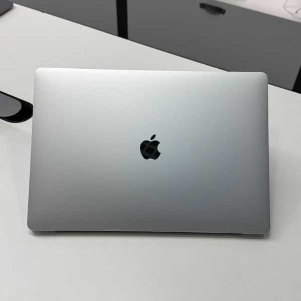 MacBook Pro 16&rsquo;&rsquo; 2019, i7 16 / 512GB + 4GB (A2141), АКБ 83% 2000000098692 фото