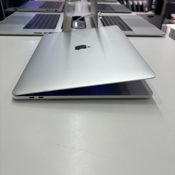 MacBook Pro 15&rsquo;&rsquo; 2019, i7 16 / 256GB + 4GB (A1990), АКБ 100% 2000000118611 фото