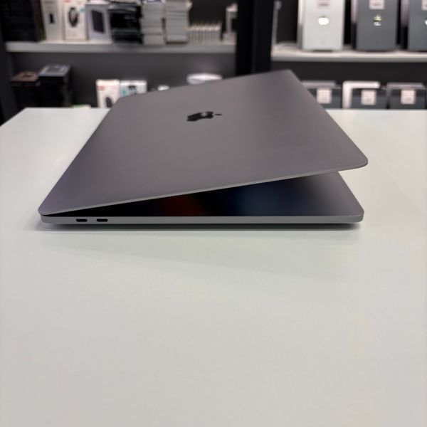 MacBook Pro 16&rsquo;&rsquo; 2019, i7 32 / 512GB + 4GB (A2141), АКБ 85% 2000000095844 фото