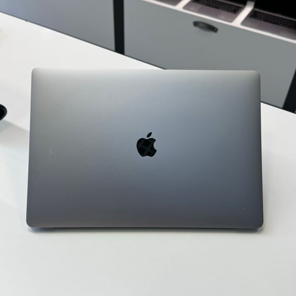 MacBook Pro 16&rsquo;&rsquo; 2019, i9 32 / 1ТB + 4GB (A2141), АКБ 85% 2000000105154 фото