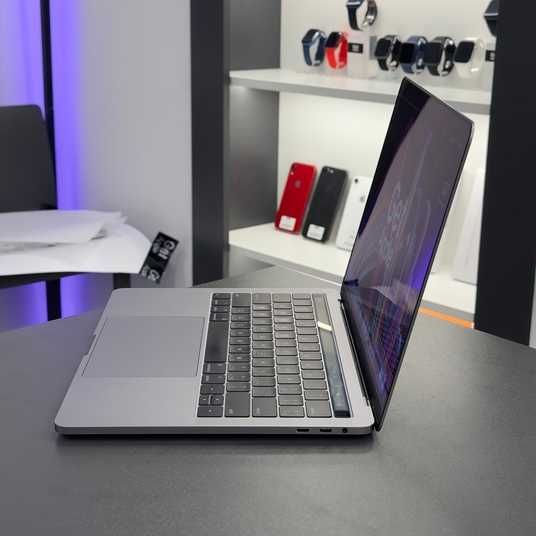 MacBook Pro 13'' 2017, i5 8 / 256GB (A1706), АКБ 76% - купить в