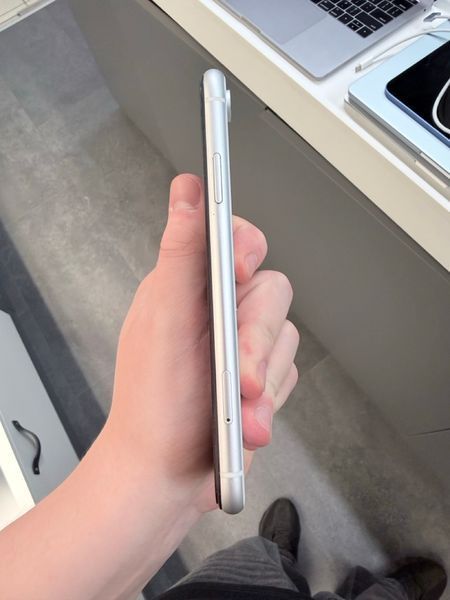 Apple iPhone XR, 64GB, 2018, White, АКБ 100%  2000000113456 фото