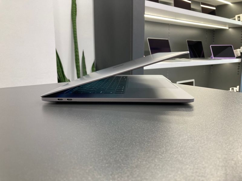 MacBook Pro 15&rsquo;&rsquo; 2019, i7 16 / 256GB + 4GB (A1990), АКБ 100% 2000000101873 фото