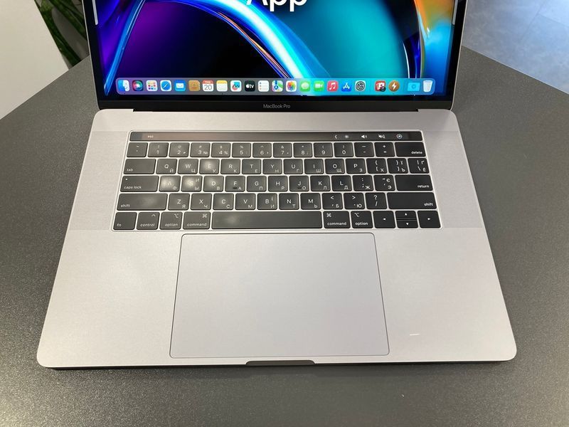 MacBook Pro 15&rsquo;&rsquo; 2019, i7 16 / 256GB + 4GB (A1990), АКБ 100% 2000000101873 фото