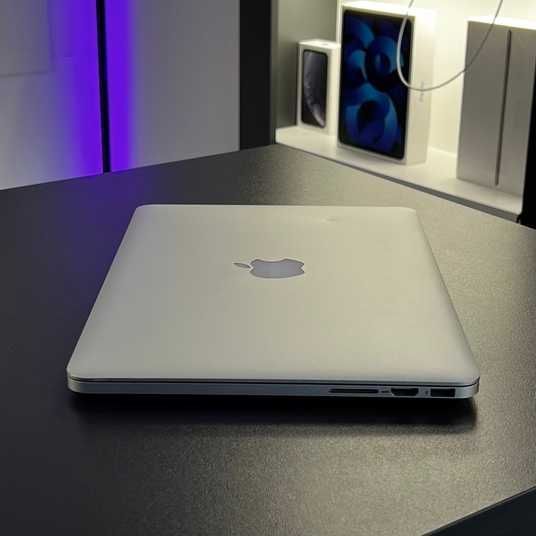 MacBook Pro 13'' 2015, i5 8 / 128GB (А1502) АКБ 93% - купить в