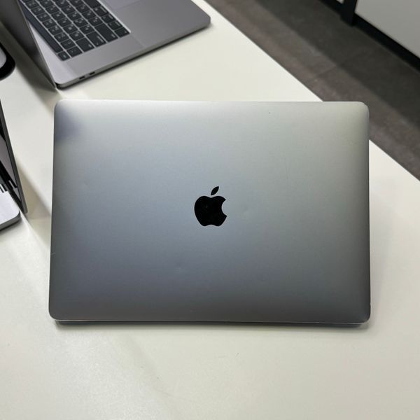 MacBook Air 13’’ 2020, i3 8 / 128GB (A2179) АКБ 86% 2000000099255 фото MacBook Air 13’’ 2020, i3 8 / 128GB (A2179) АКБ 86% 2000000099255 фото