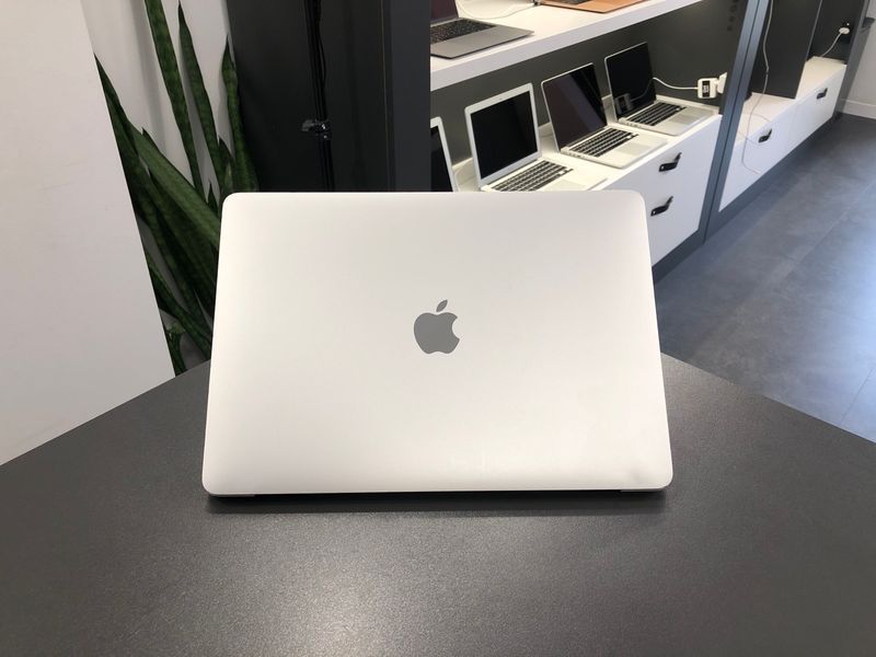 MacBook Air 13&rsquo;&rsquo; 2018, i5 8 / 128GB (A1932) АКБ 81% 2000000104508 фото