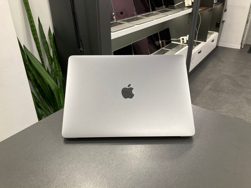 MacBook Air 13&rsquo;&rsquo; 2020, М1 8 / 256GB (A2337) АКБ 93% + Гарантия 18 месяцев 22000000099347 фото