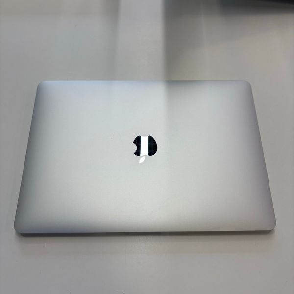 MacBook Air 13&rsquo;&rsquo; 2020, i5 8 / 256GB (A2179) АКБ 92% 2000000112305 фото