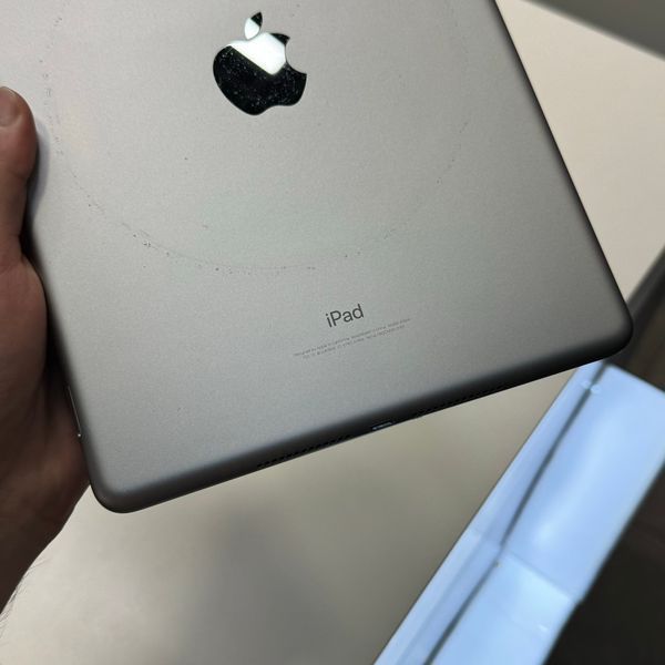 iPad 6Gen 9.7&rsquo;&rsquo;, 2018, 128GB, Wi-Fi+LTE, (А1893), АКБ 88% "Space Gray" 2000000106571 фото