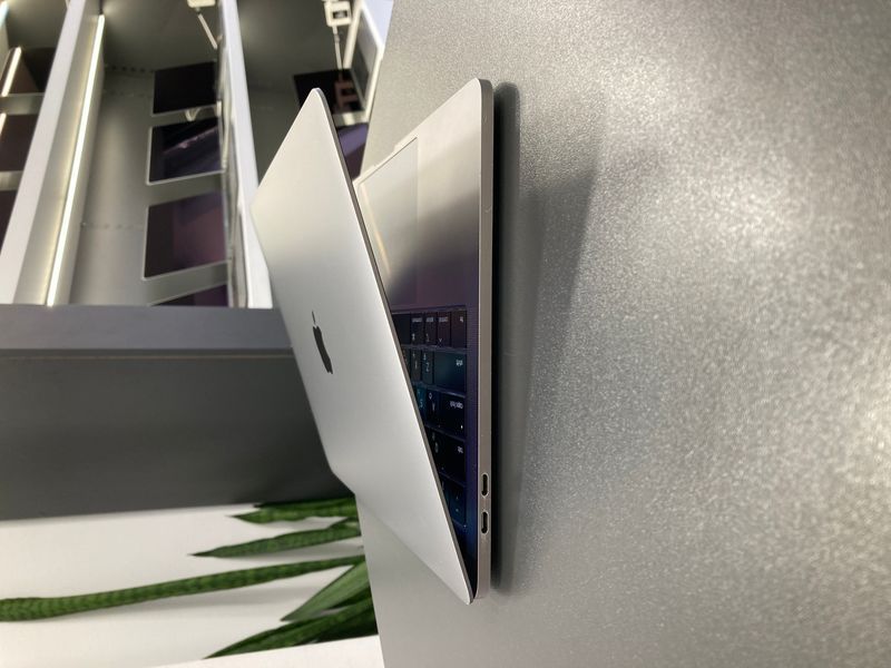 MacBook Pro 13&rsquo;&rsquo; 2019, i5 8 / 256GB (A2159), АКБ 81% 2000000098456 фото